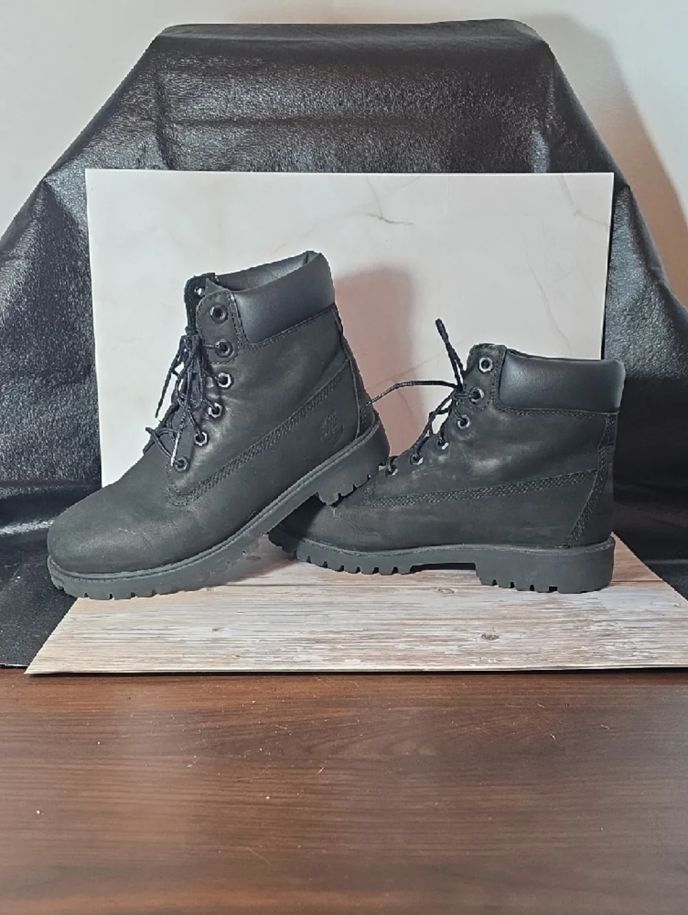 Timberland Black Lace-Up Rugged Work Boots Boys Sz 6 - Picture 2 of 9